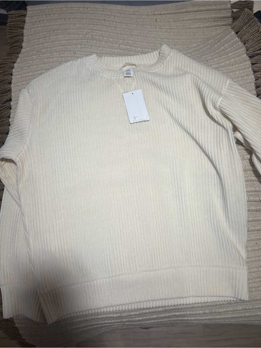 H&M Ribbed Crewneck Sweater in Cream
